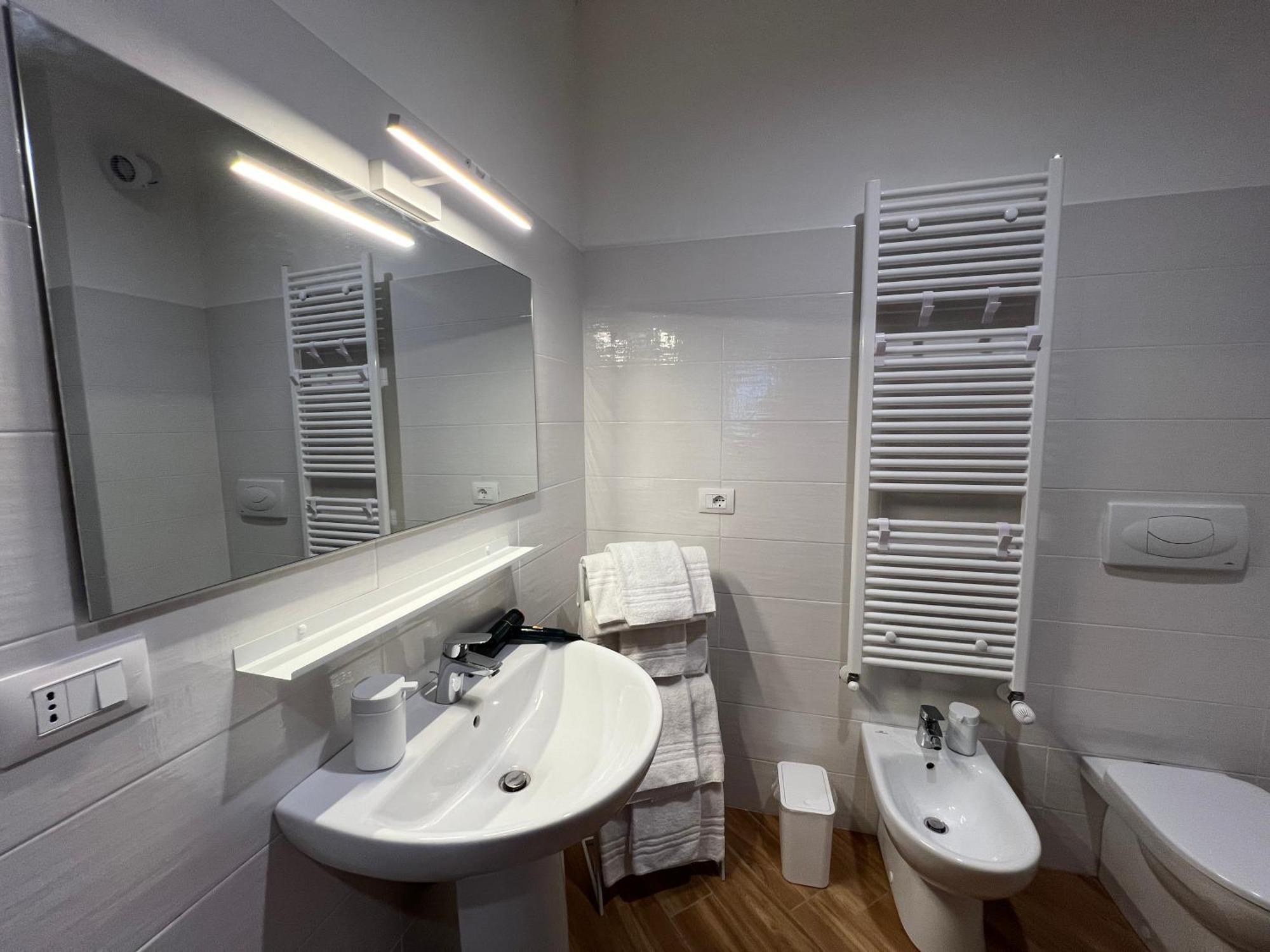 In Media Urbe Next Apartment LʼAquila Екстериор снимка